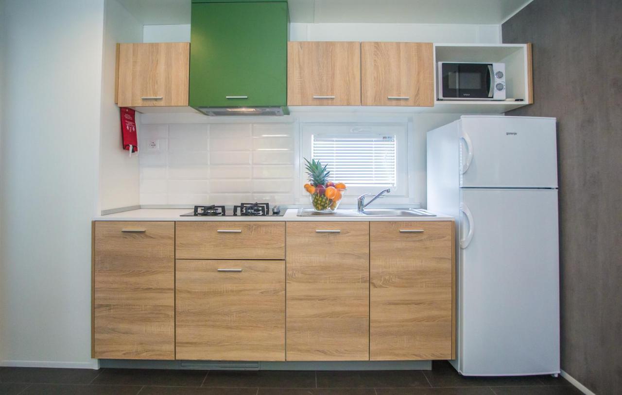 Cherry Premium Jade Mobile Homes Zelena Laguna Campsite